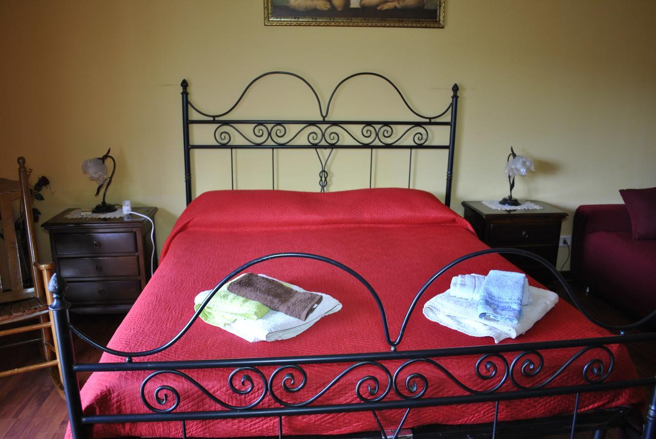 Movida Bed & Breakfast Aeroporto di Catania Fontana Rossa