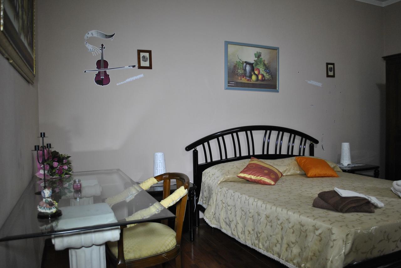 Movida Bed & Breakfast Aeroporto di Catania Fontana Rossa
